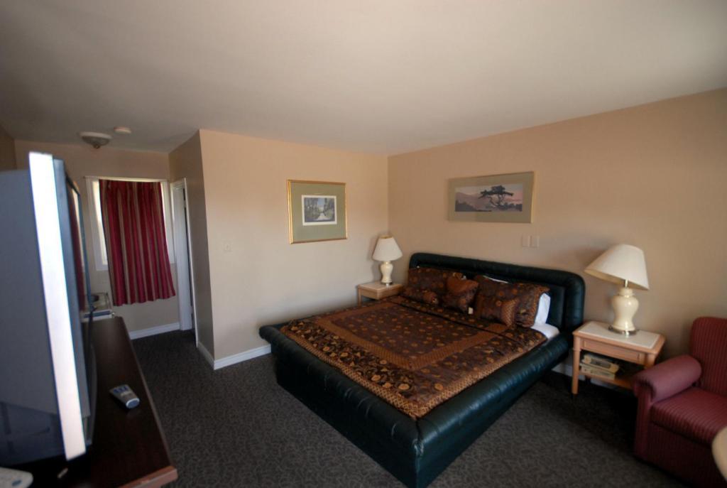 Kitchener Motel Номер фото