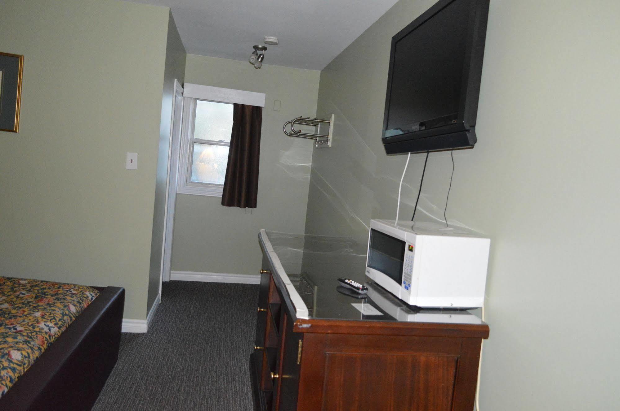 Kitchener Motel Екстер'єр фото