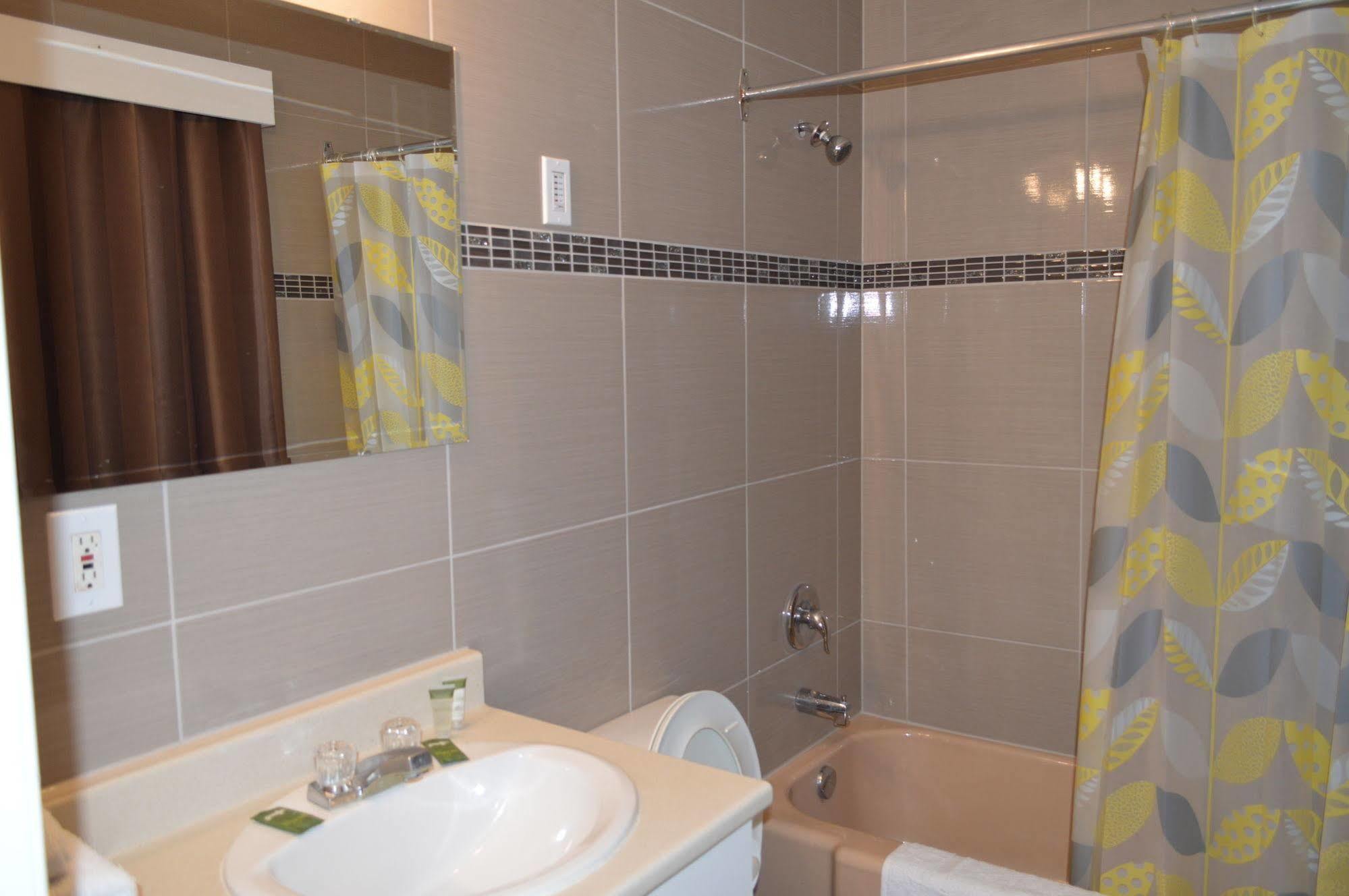 Kitchener Motel Екстер'єр фото